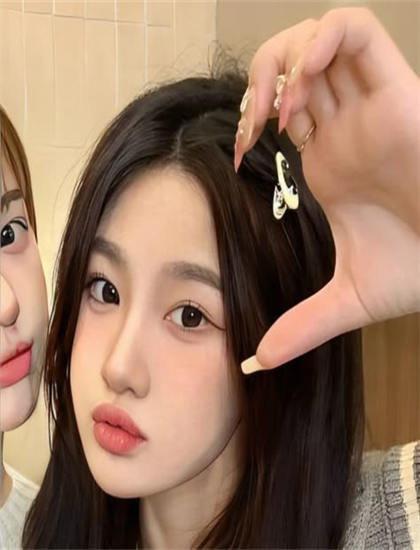 文化分析：麦莉赛勒斯呈现伴你同行中的的叙事技巧与导演风格 理解文化认同的建构过程